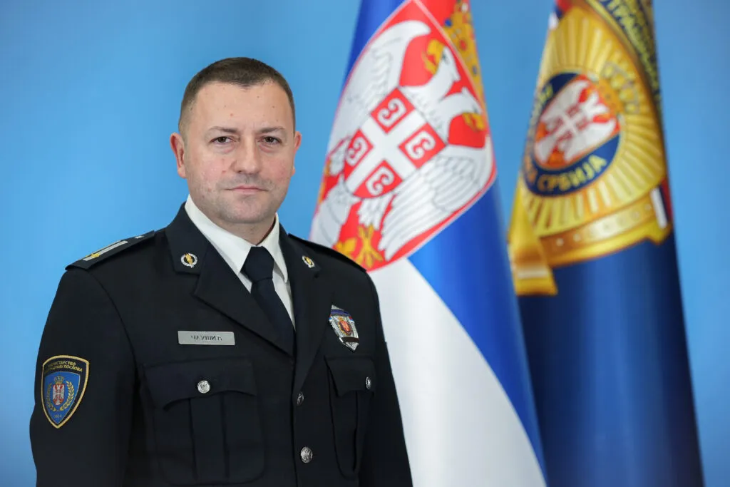 Ko je Luka Čaušić, funkcioner MUP-a koji rukovodi gašenjem vatre u Deliblatskoj peščari: "Malo smo razmazili građane, gasili smo požare za par sati ili par dana"