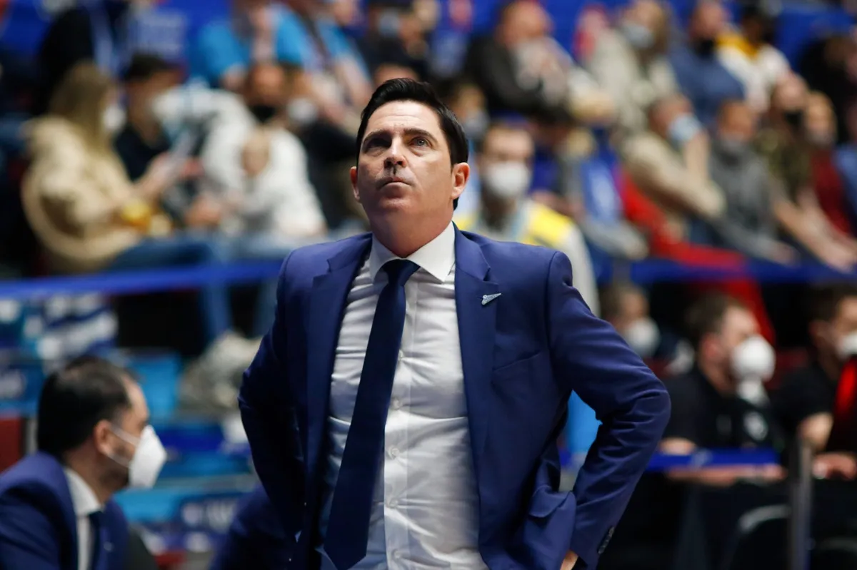 Barselona saopštila da Ćavi Paskval odlazi: Da li je vreme za Željka Obradovića?