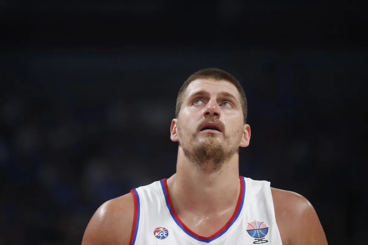 Jokić nasmejan, Srbija spremna za nove podvige: Pogledajte slike sa okupljanja "orlova"