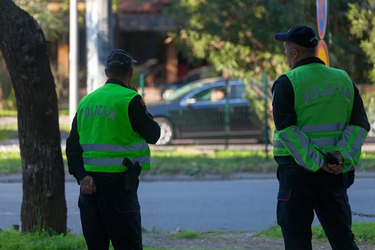 Muškarac iz Srbije osuđen na 30 dana zatvora u Crnoj Gori: Odbio da uradi test na drogu i alkohol, pa dobio i zabranu
