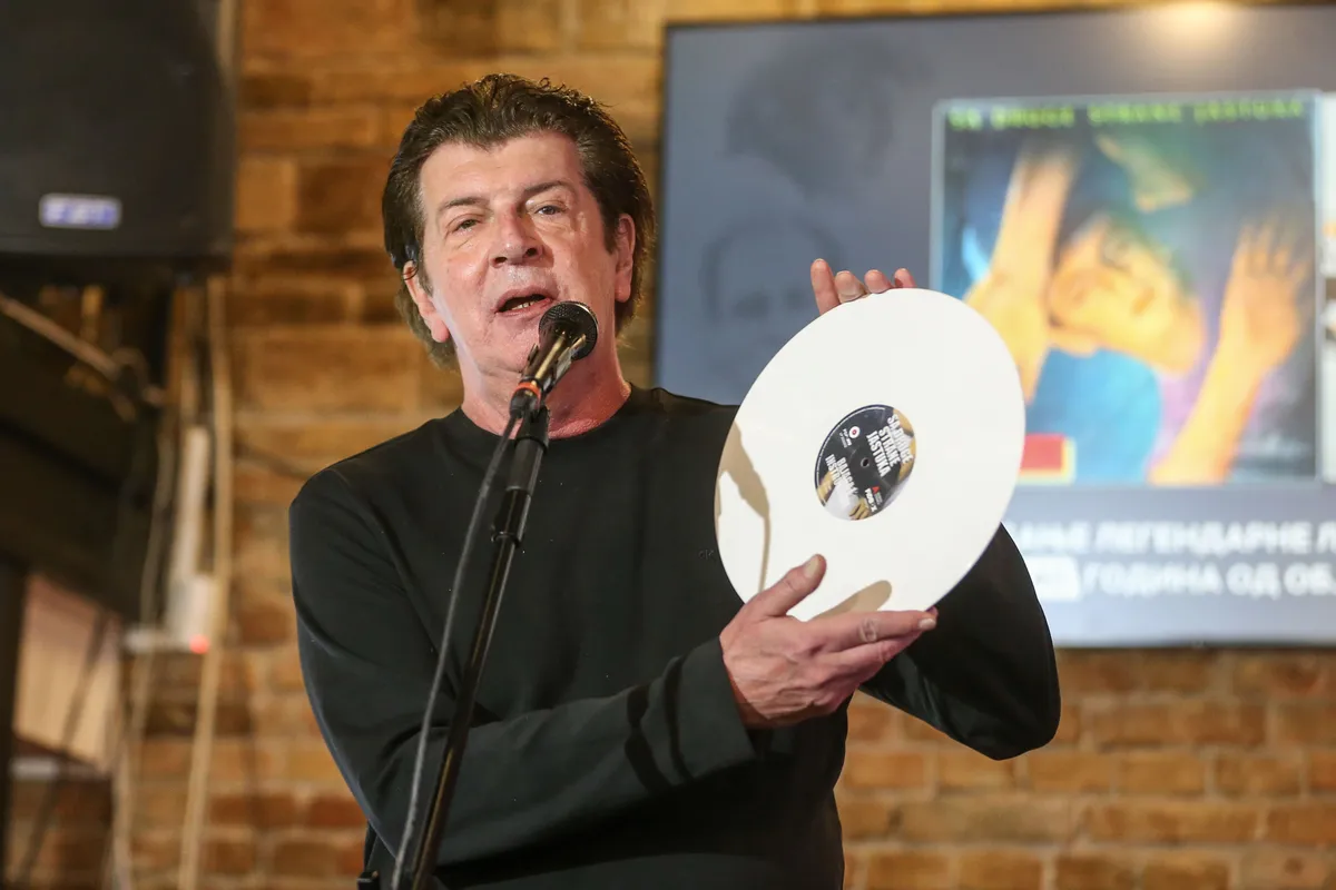 "Brzo sam postao poznat i imao sam nekih problema": Bajaga iskreno o muzičkim počecima i roditeljima