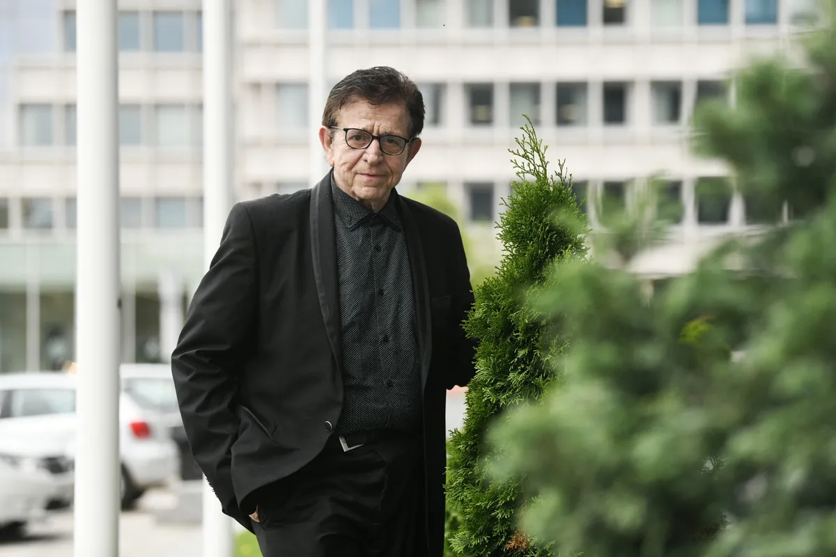 "U ćošku sam video lik patrijarha Pavla": Zahar otkrio kako je nastala pesma "Vidovdan"