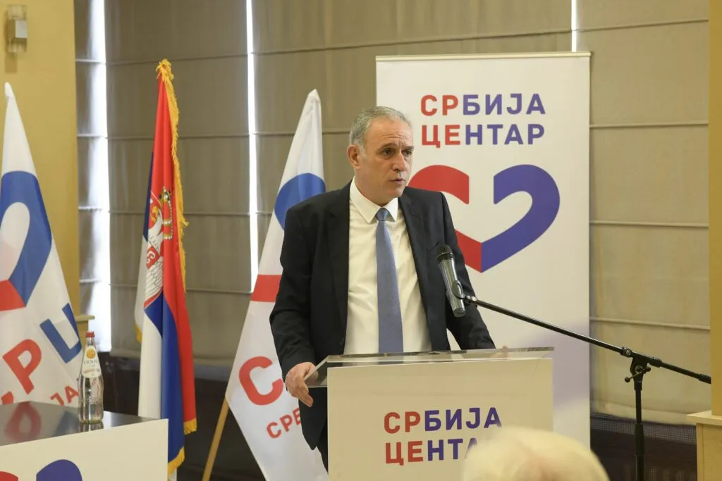 "Fekalije se izlivale u Pilota Mihajla Petrovića u Rakovici 