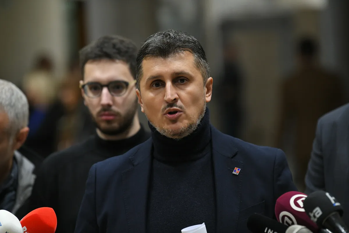 Pavlović: Mišljenje Venecijanske komisije potvrda nezakonitosti Mrdićevih zakona