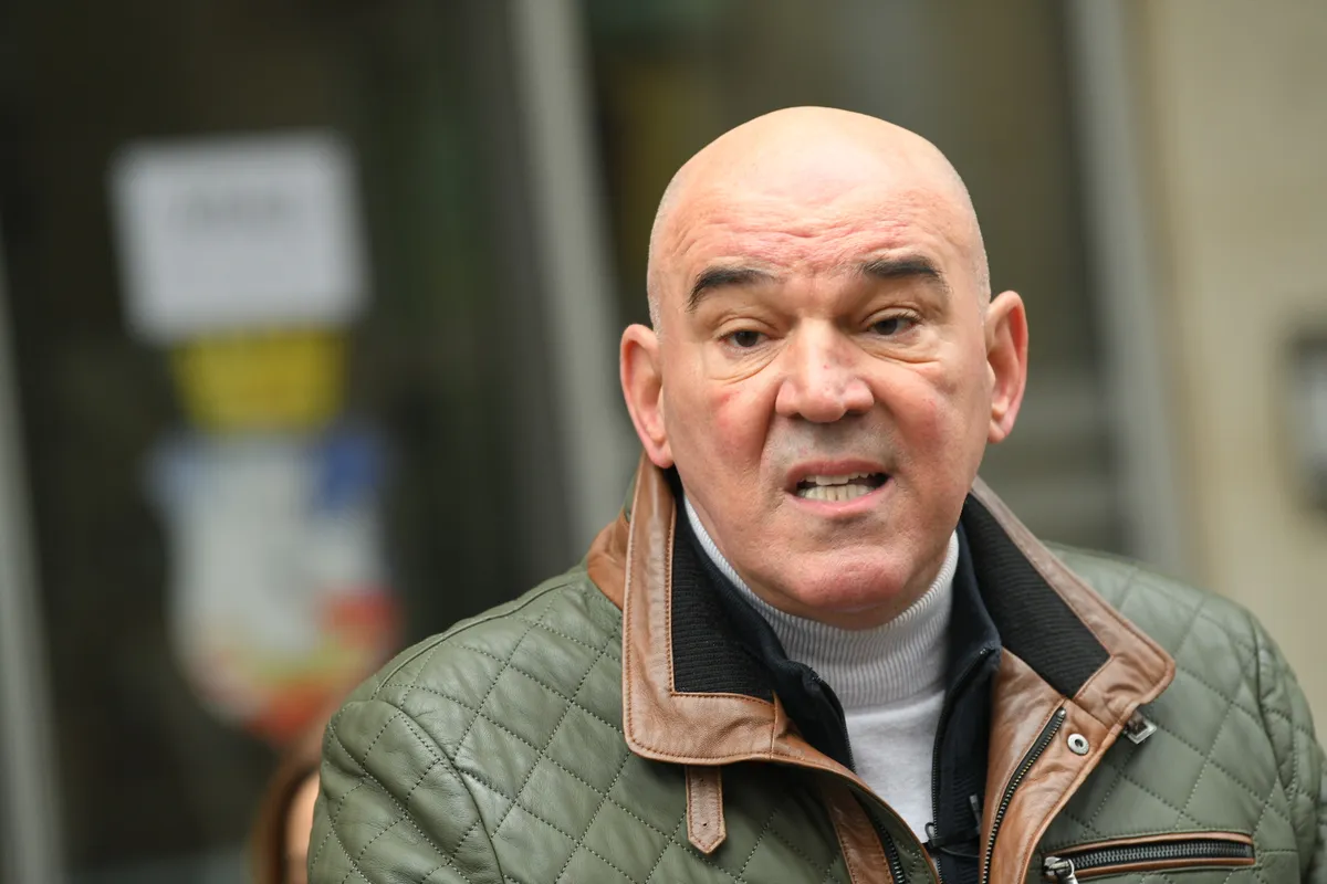 Bošković poručio Šapiću: Ako je pesničenje tvoj odgovor na argumente, onda ti nisi gradonačelnik