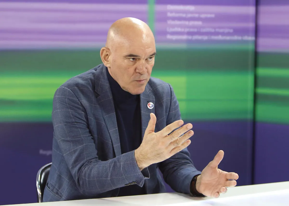Petar Bošković: MUP bi da proda "LRAD" uređaje kako bi pobegao od odgovornosti i uklonili dokaze