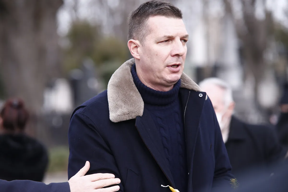 Andrej Vučić izgubio tužbu protiv Vijesti, sud kaže da javnost treba da zna za Vučića u Skaj porukama