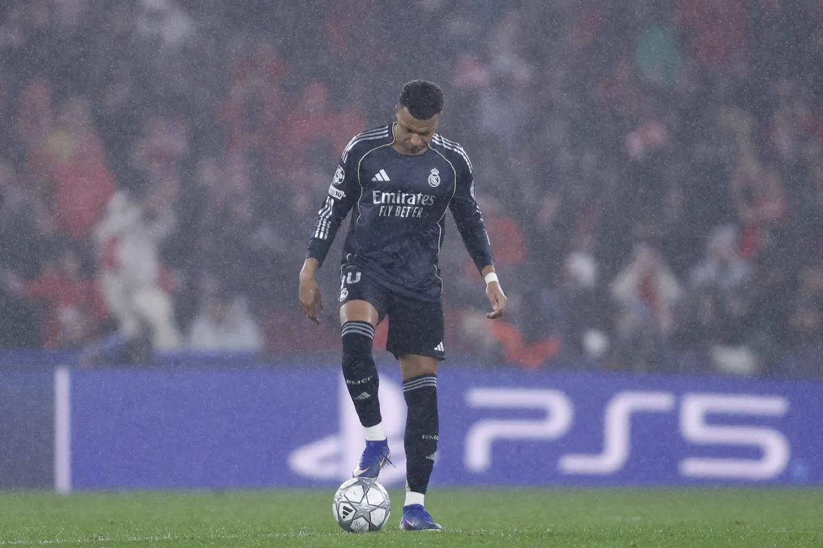 Ovo je konačna tabela Lige šampiona: Evo ko će u plej-of, a ko tuguje Kép