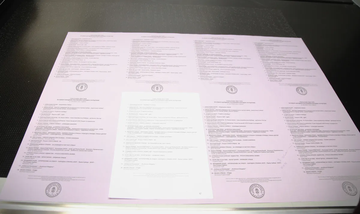 Počela isporuka glasačkih listića za parlamentarne izbore, odštampana tačno 6.450.523 listića