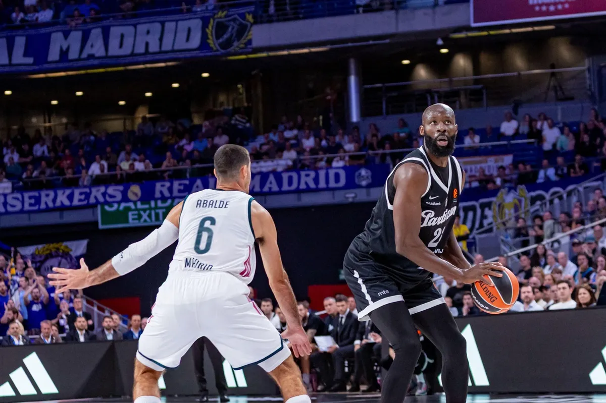 Evo zašto Džekiri nije nastavio meč, loše vesti za Partizan