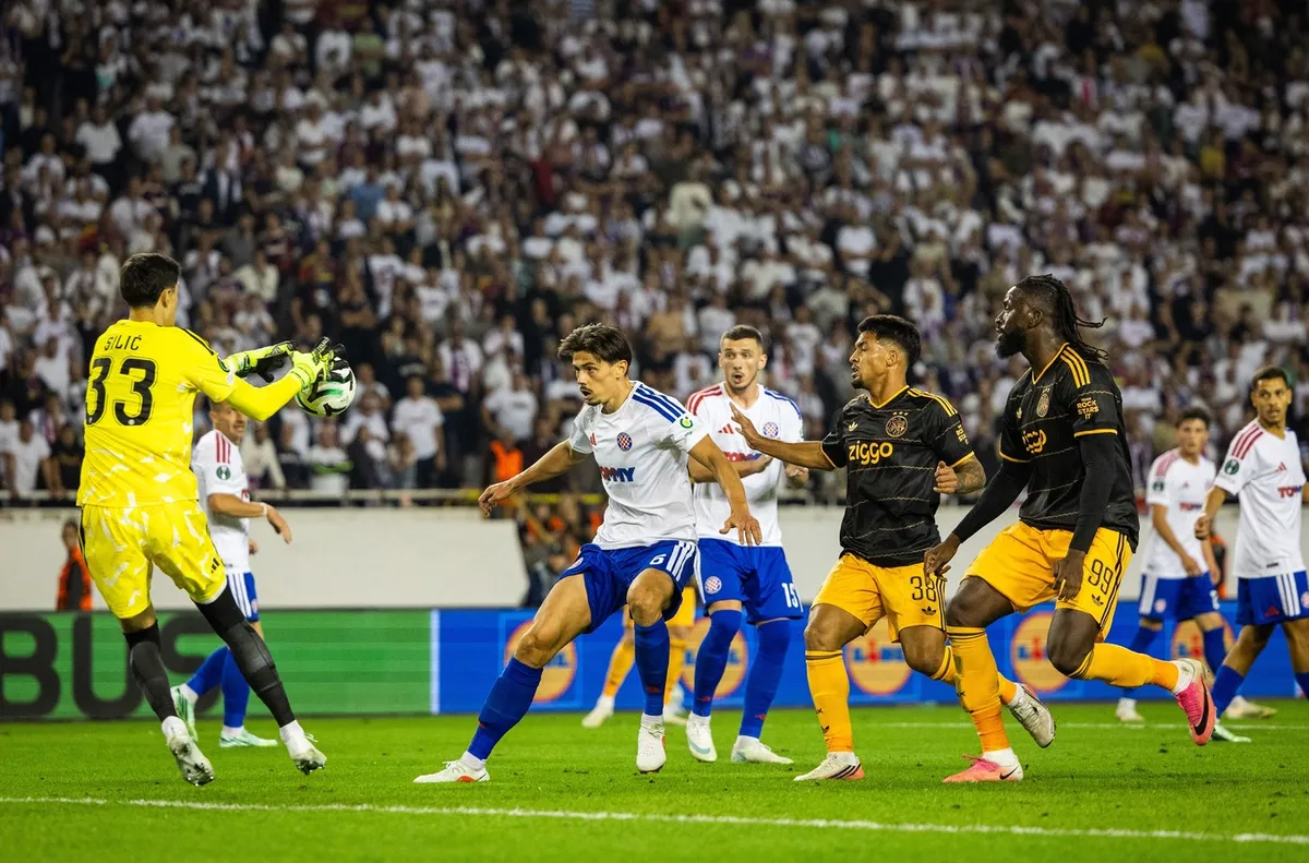 Hajduk iz Splita srušio veliki Ajaks u noći za pamčenje, sve ostalo u senci skandala navijača
