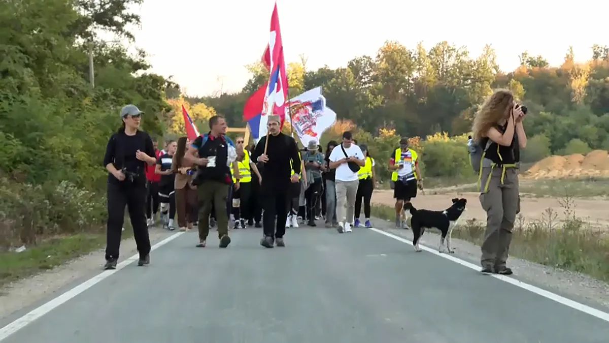 FOTO Tri studentske kolone iz različitih krajeva Srbije krenule ka Beogradu