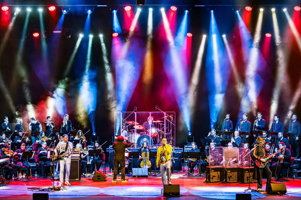 Veliki Queen spektakl 30. oktobra, specijalni gost Mickey Callisto & Cosmic