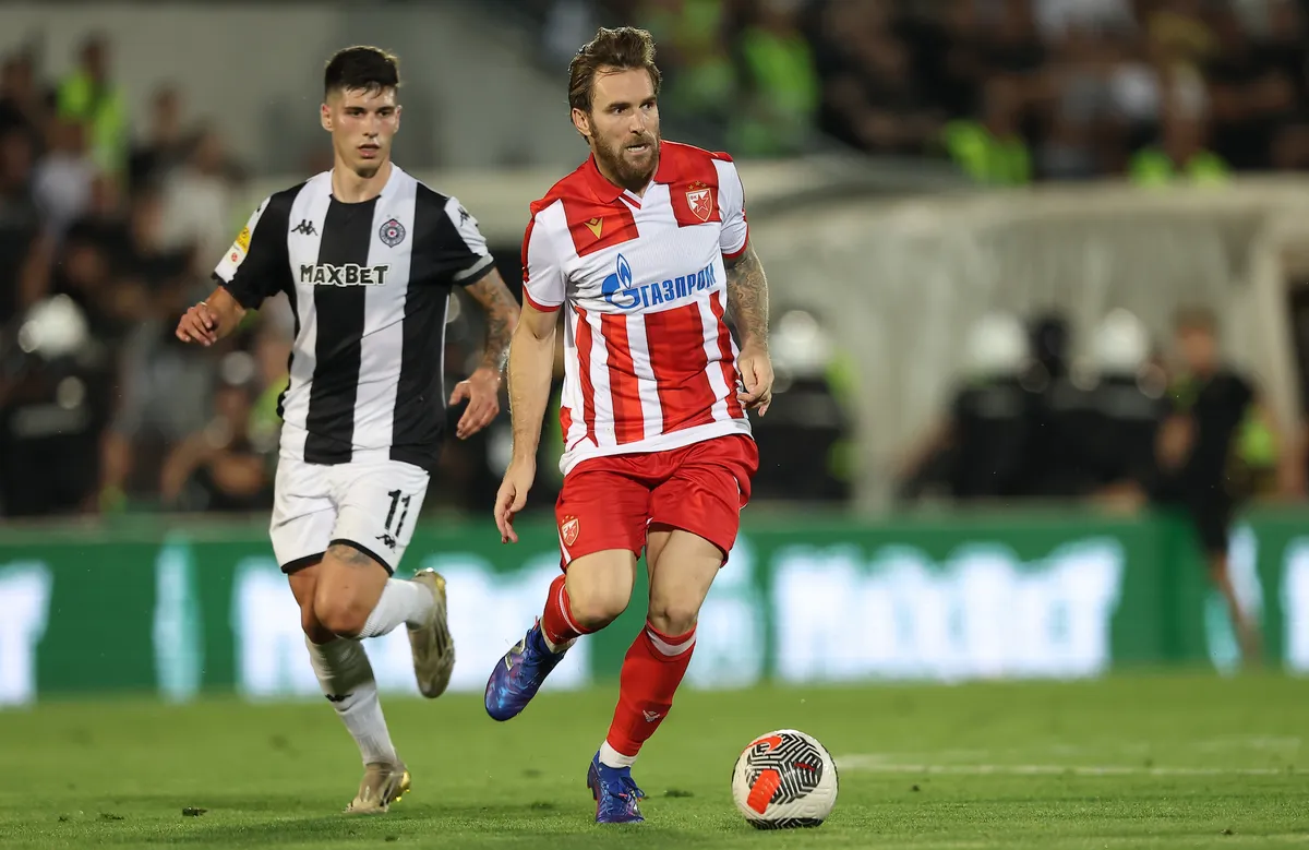 Poznato ko će suditi 179. večiti derbi