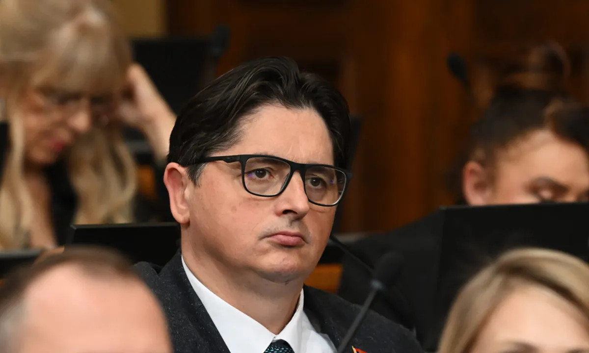Пише Братислав Марковић: Позови М ради убиства правне државе
