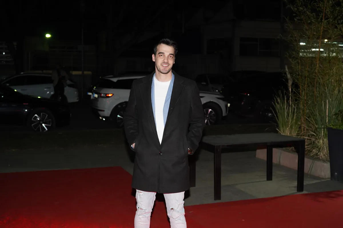 Naš pevač se razveo u tajnosti, pa ubrzo dobio dete sa novom partnerkom: Sad se venčali u crkvi (FOTO)
