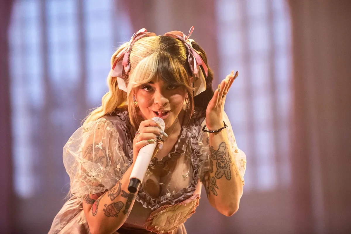 Novi Album Hades Globalnog Fenomena Melanie Martinez U Eksluzivnoj novi-album-hades-globalnog-fenomena-melanie-martinez-u-eksluzivnoj