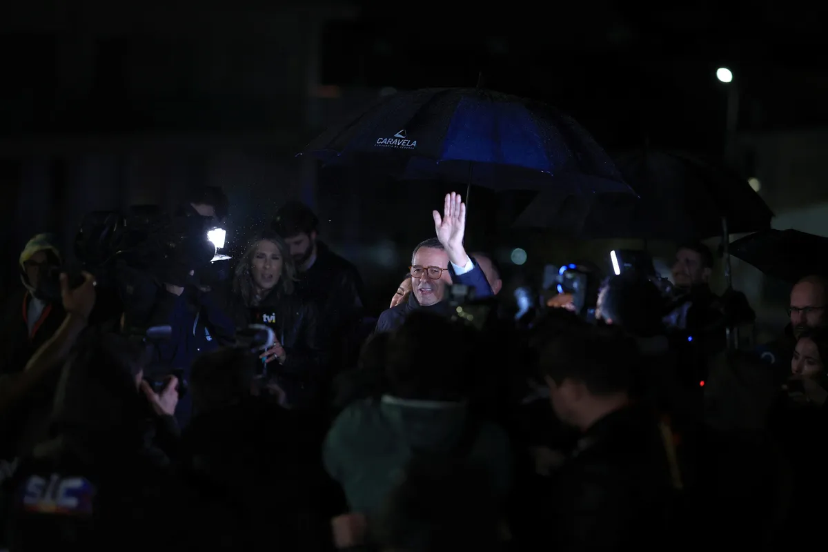 Izlazne ankete: Socijalista ubedljivo pobedio populistu na predsedničkim izborima u Portugalu Kép