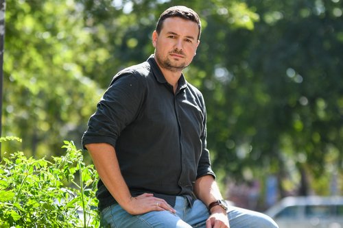 Novi Sad 22.09.2023. Dejan Bursać, Institut za filozofiju i društvenu teoriju, intervju Foto: Nenad Mihajlović/Nova.rs