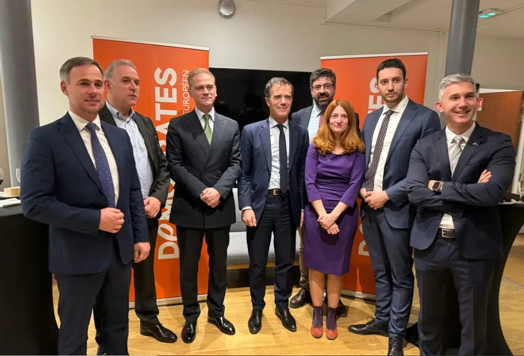 Opozicija čestitala građanima Uskrs