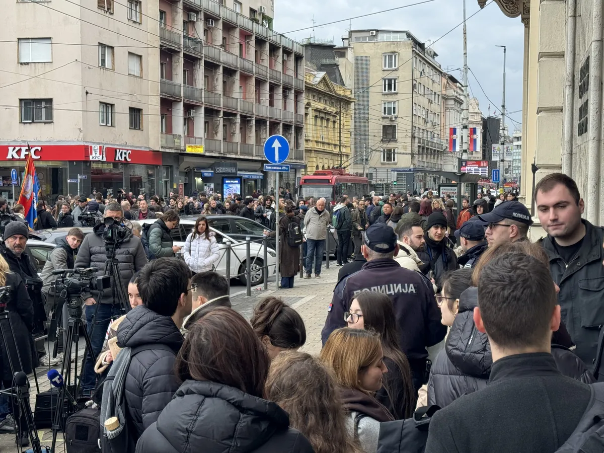 Oglasio se Univerzitet u Beogradu: Osuđujemo zloupotrebu tragičnog događaja i besramnu kampanju tabloida