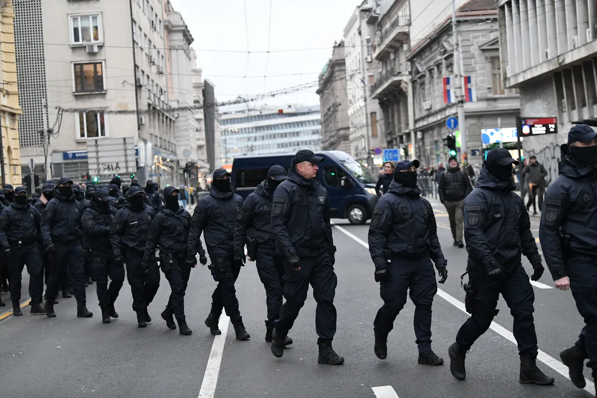 Kakva je situacija od jutros ispred zgrade Rektorata nakon što su pripadnici UKP-a boravili u njoj više od 11 sati