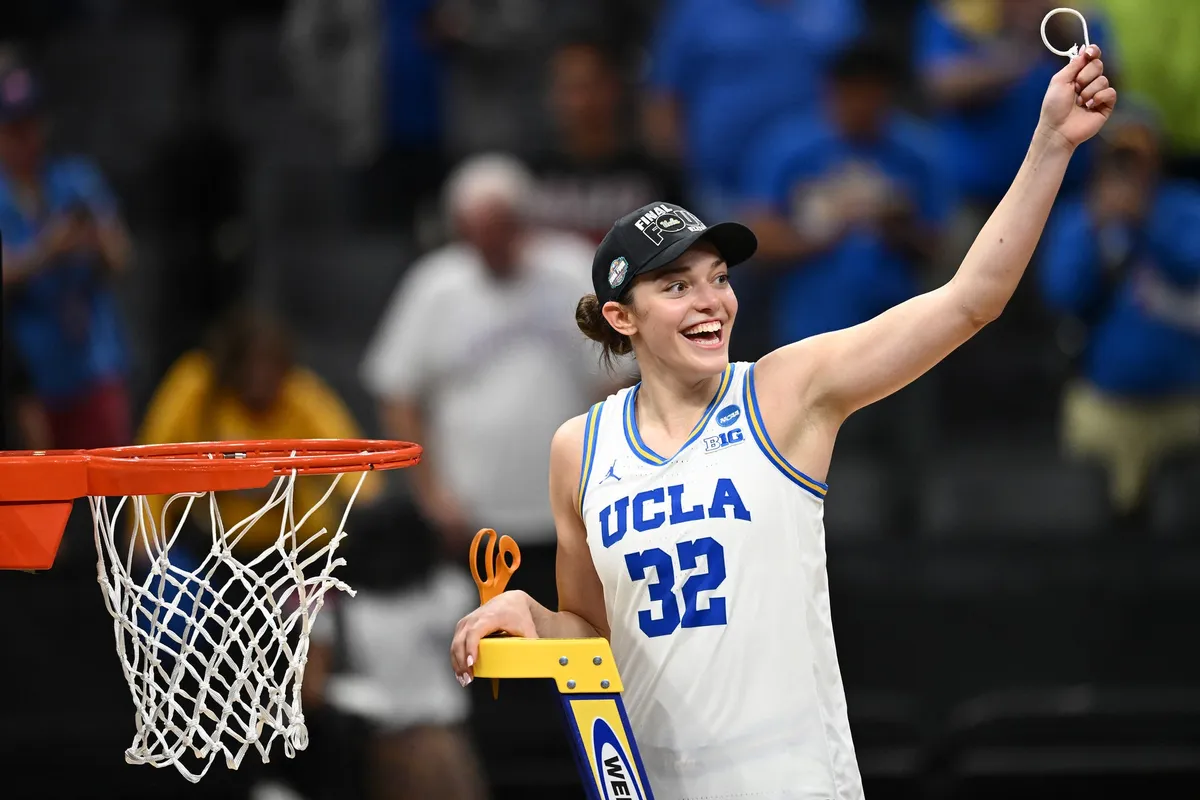 Priča o prvoj Srpkinji koja je osvojila Ameriku: Anđela odrasla na "Bijelom dugmetu", obožava ćevape i burek, a za Srbiju igra s ponosom