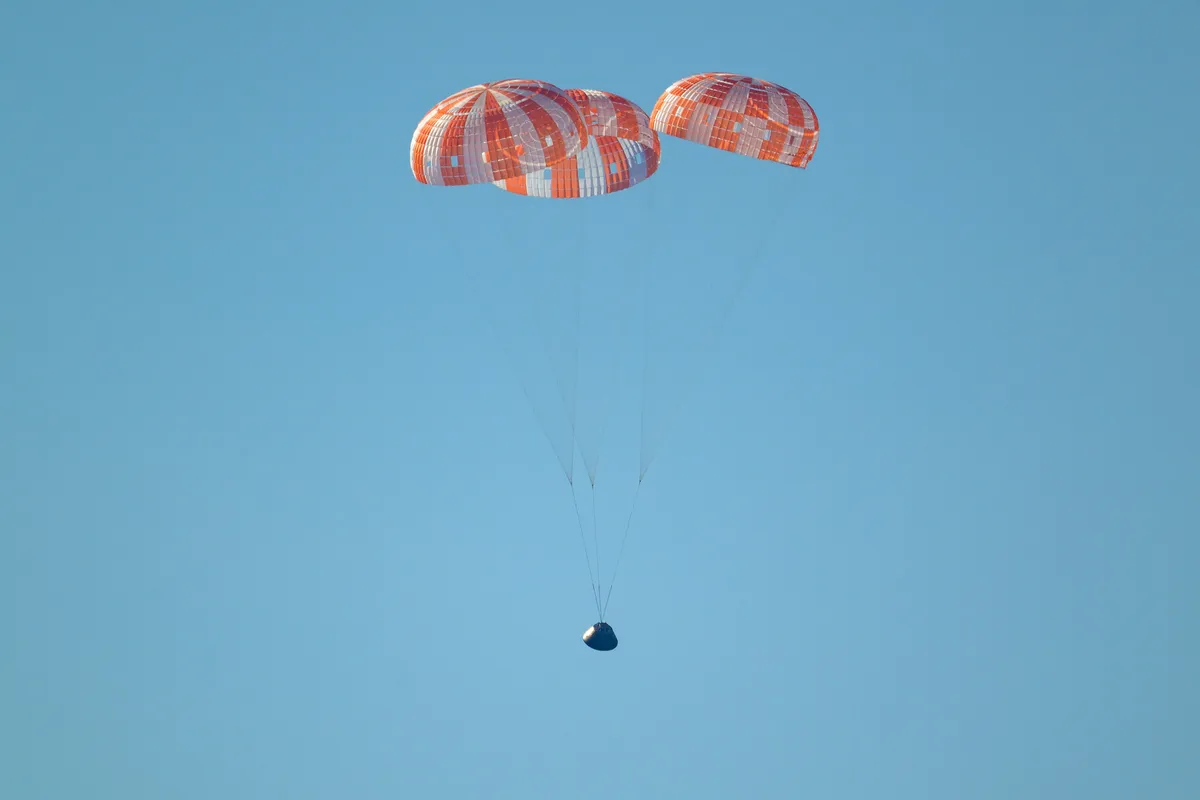 Kraj istorijske misije na Mesec: Pogledajte kako je posada Oriona sletela na Zemlju posle 10 dana u svemiru