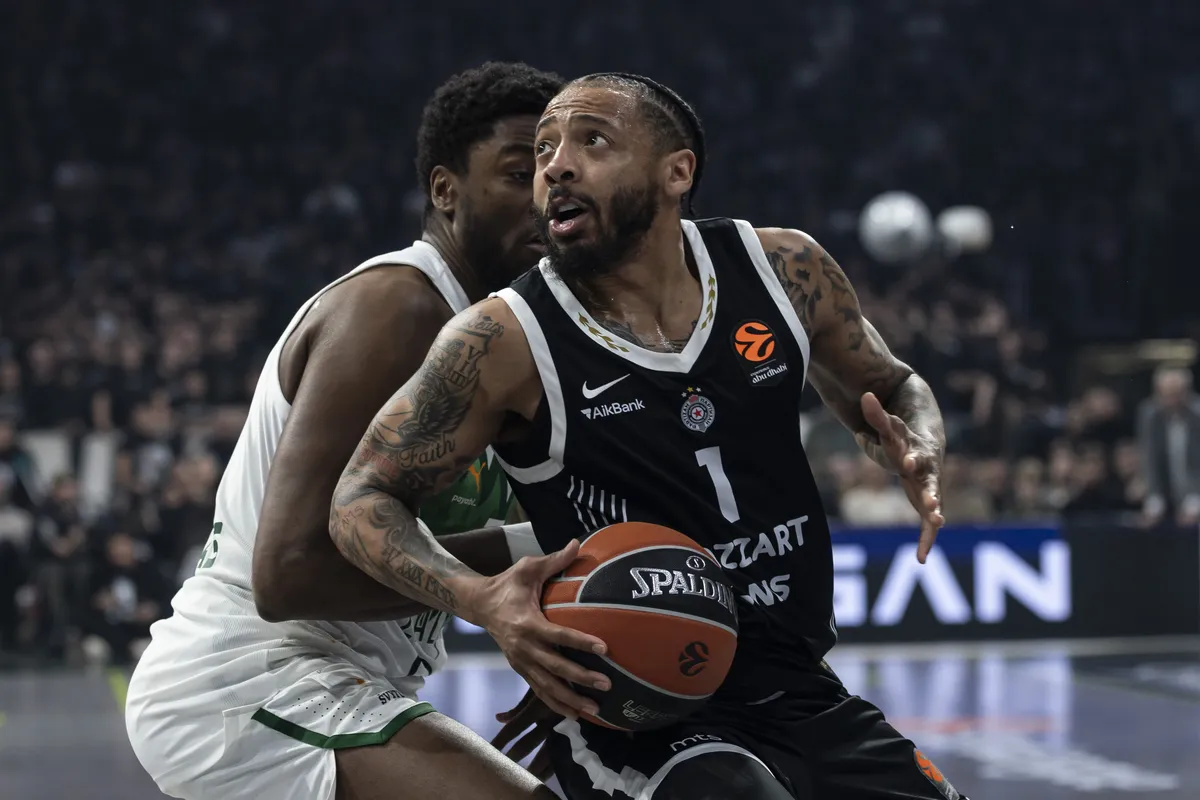 Džonsu pomešani sreća i tuga: Sijao zbog novog ugovora sa Partizanom, pa progovorio o Vujoševiću