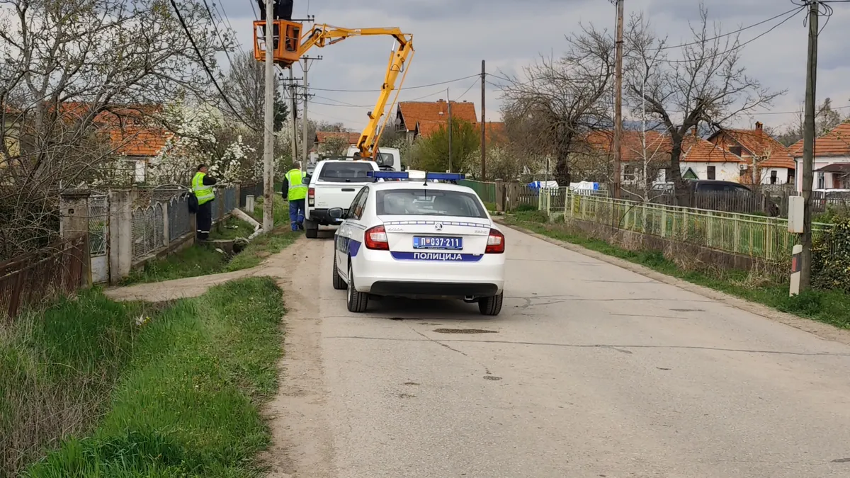 Uhapšen mladić koji je izazvao stravičnu nesreću kod Aleksinca: Pijan i drogiran sleteo s puta, jedna devojka poginula, drugoj se bore za život