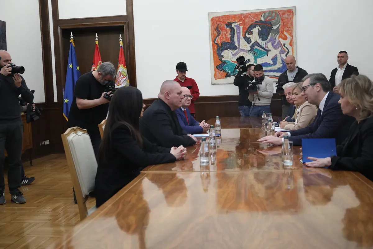 Jedinstvena Srbija protiv vanrednih parlamentarnih izbora