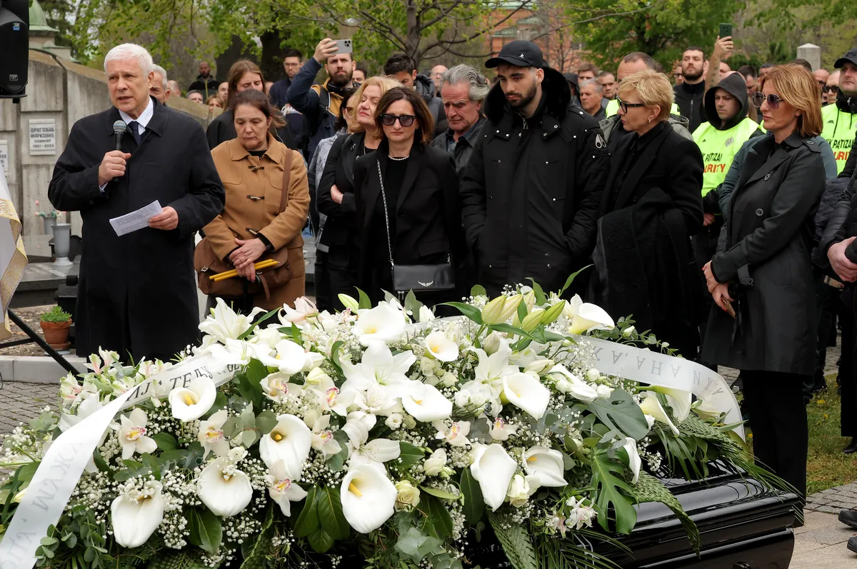 Govor Borisa Tadića na sahrani Duška Vujoševića: "Nisam znao boljeg čoveka, Partizanu je posvetio život, putuj brate..."
