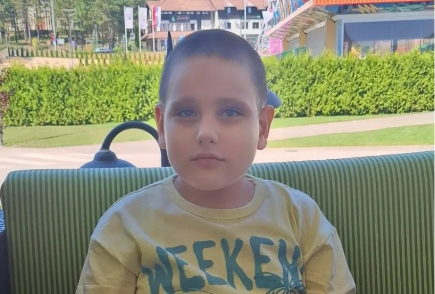 Filip (8) se od najranijeg detinjstva bori kao lav, a sada mu je potrebna naša pomoć: Zajedno do njegovih prvih reči