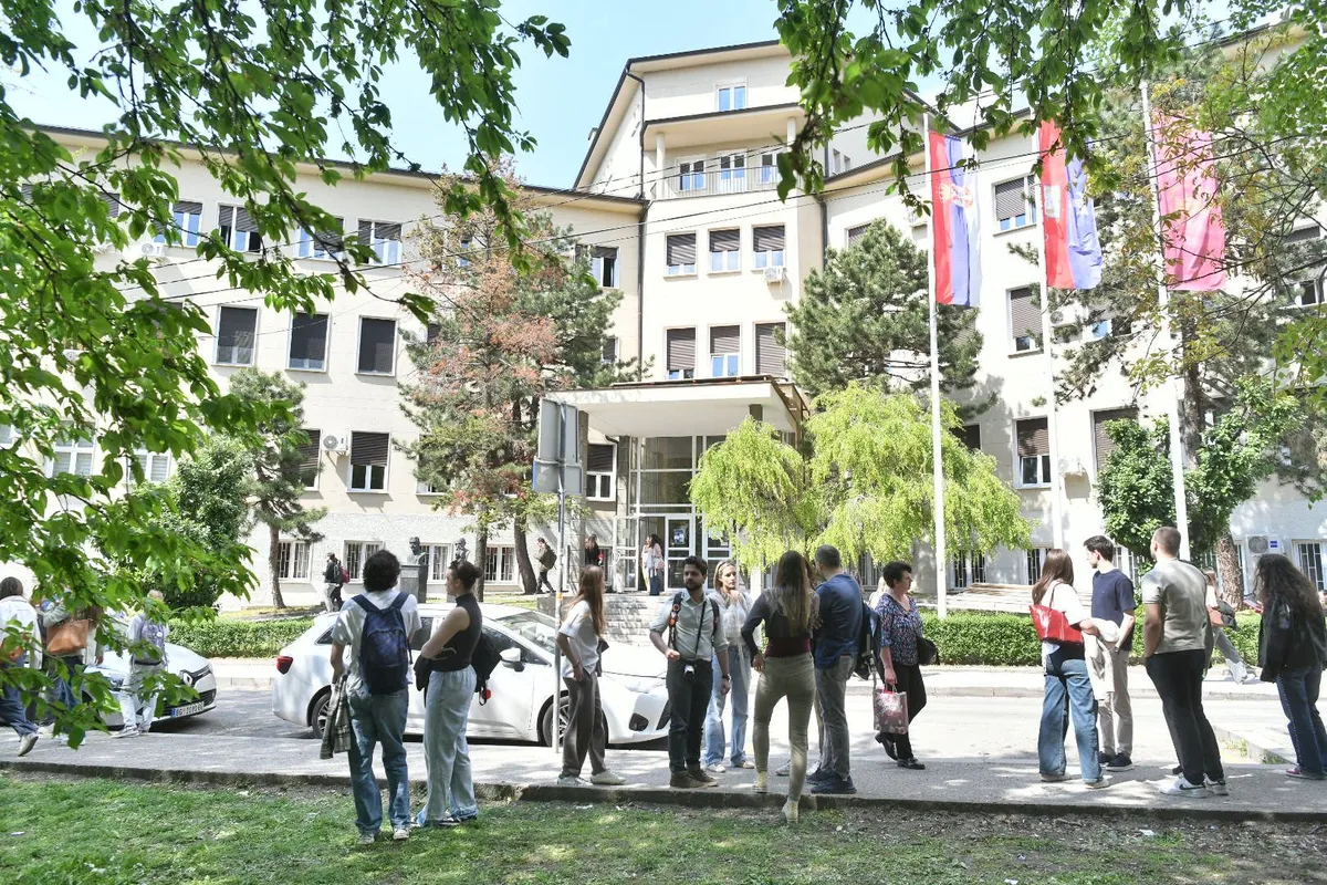 Studenti medicine upozoravaju na ozbiljnu izbornu krađu na fakultetu: Pojavio se i snimak v.d. dekana koji priznaje da je bilo ozbiljnih nepravilnosti VIDEO