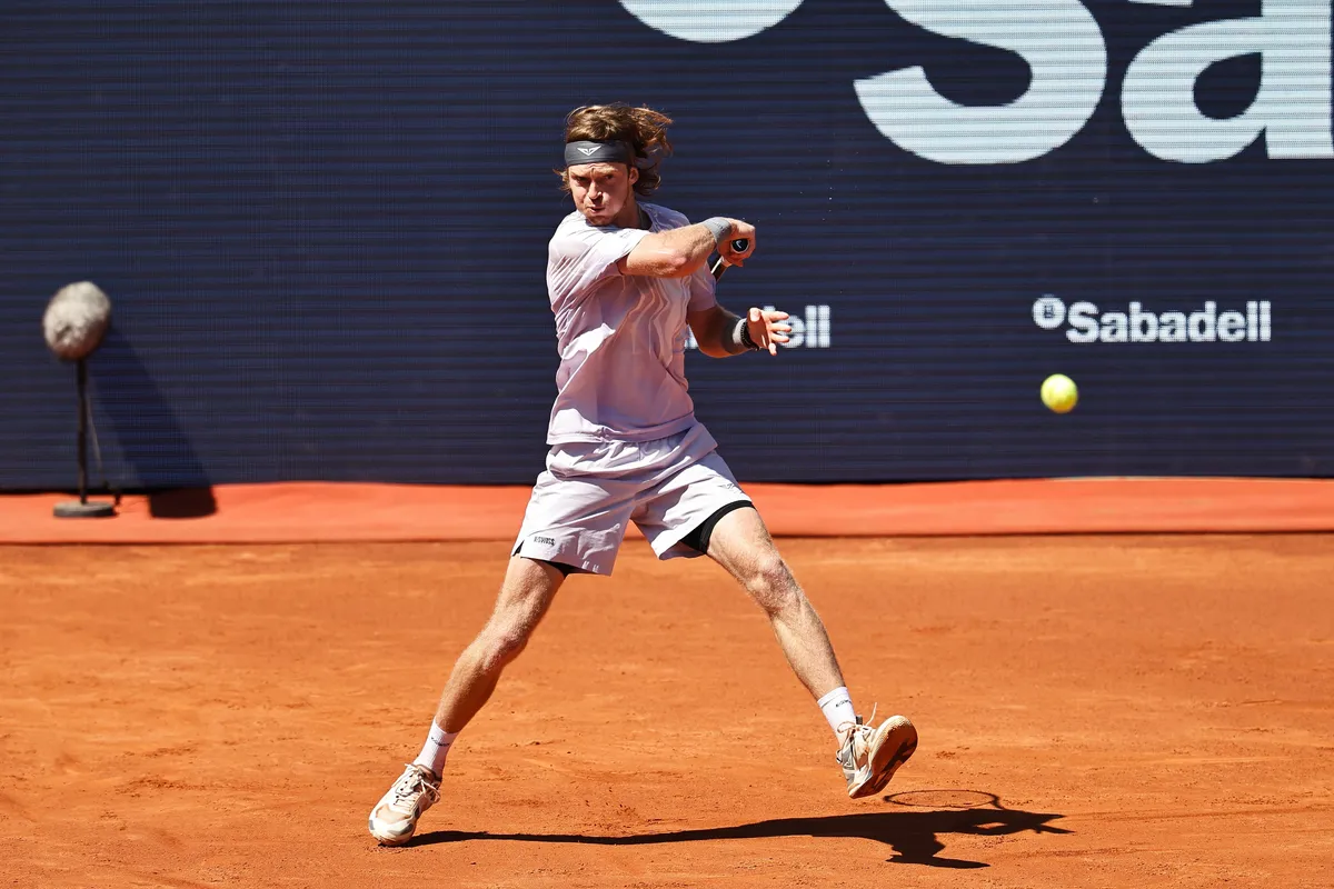 Međedović dobio protivnika u polufinalu Barselone, protiv Rusa za najveći uspeh u karijeri