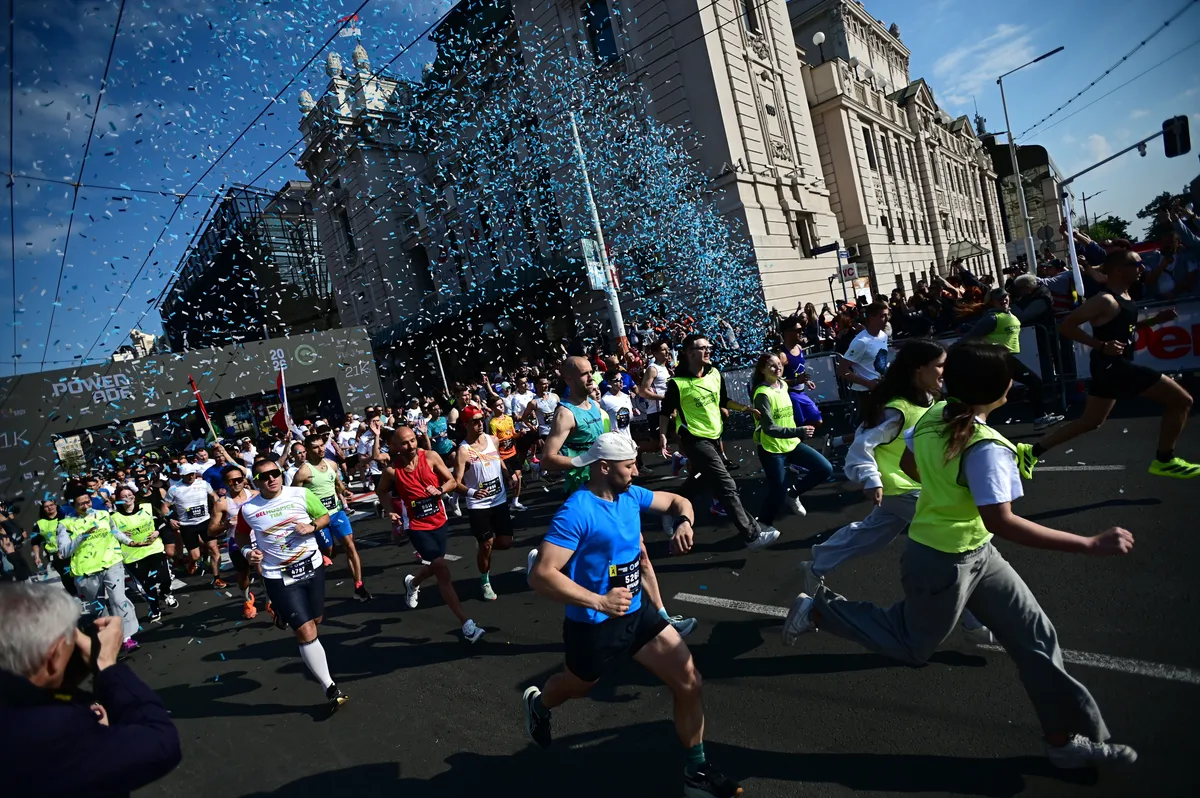 Počeo 39. Beogradski maraton, ovi pravci će biti zatvoreni do 15 sati