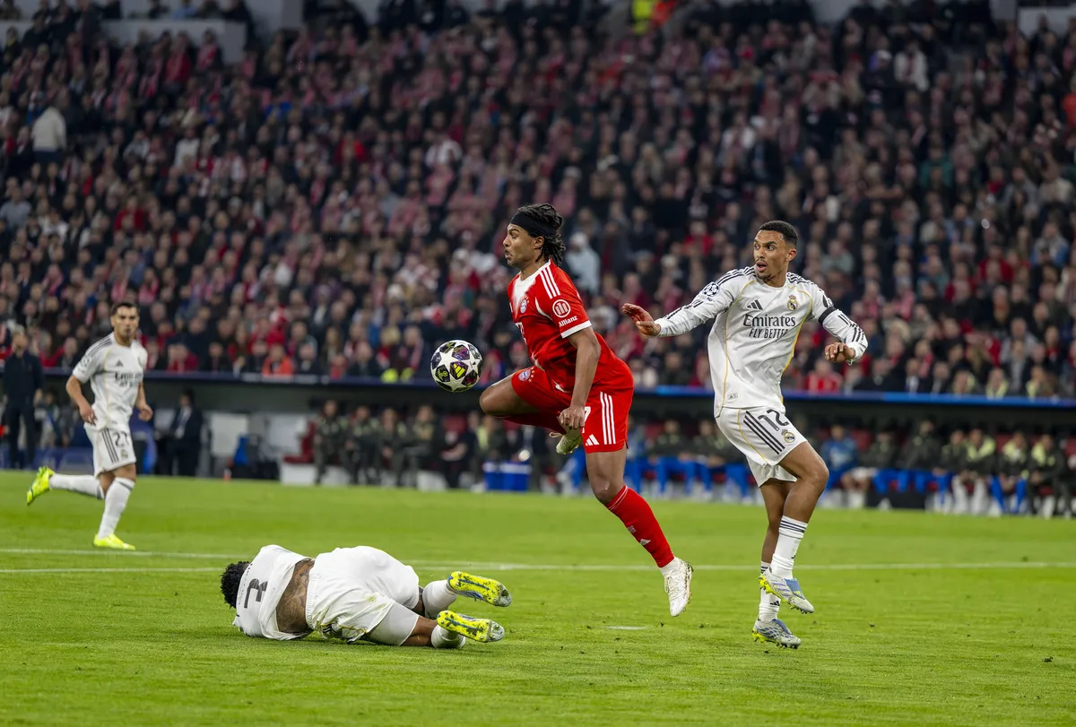 Bolne vesti za Bajern i Nemačku: Važan igrač ne igra do kraja sezone, propušta i Mundijal?