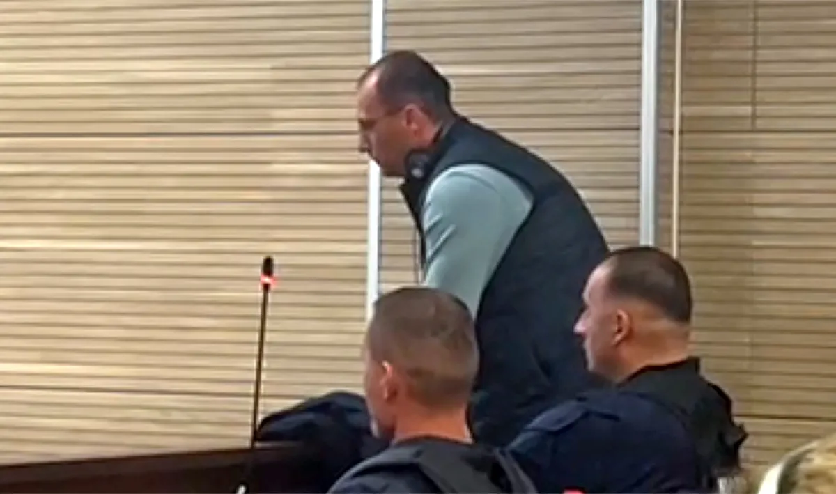 "Moja najveća greška je što sam bio u Banjskoj ali ne mogu da kažem da sam terorista": Privodi se kraju suđenje u Prištini