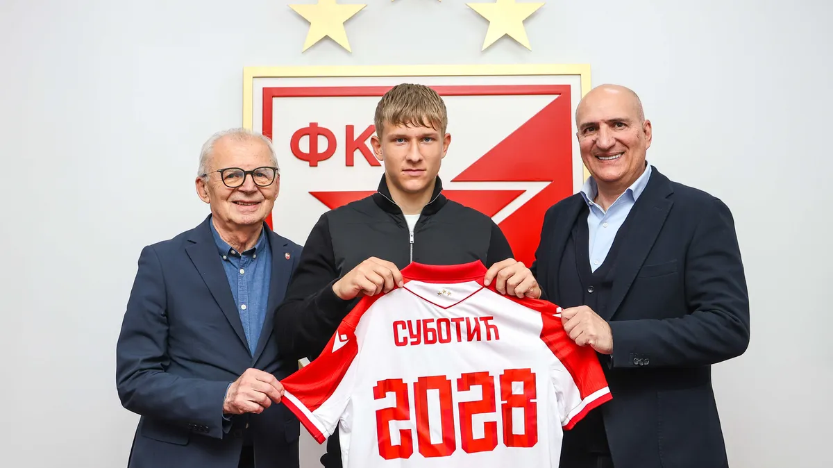 Zvezda produžila ugovor sa vunderkindom: Imao savet za sve koji žele da ostvari fudbalske snove