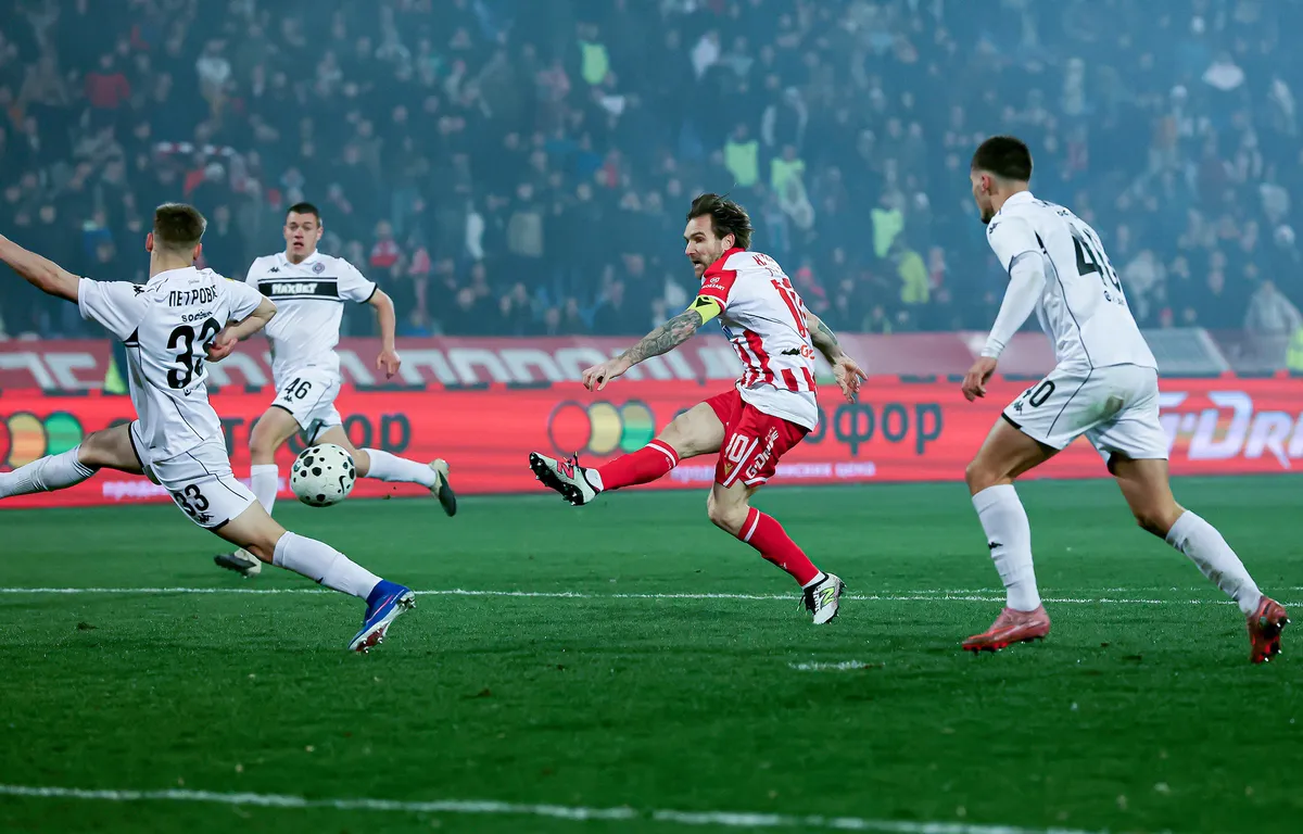 Zvezda pobedom u večitom derbiju želi do devete titule zaredom, a Partizan ima ozbiljne probleme