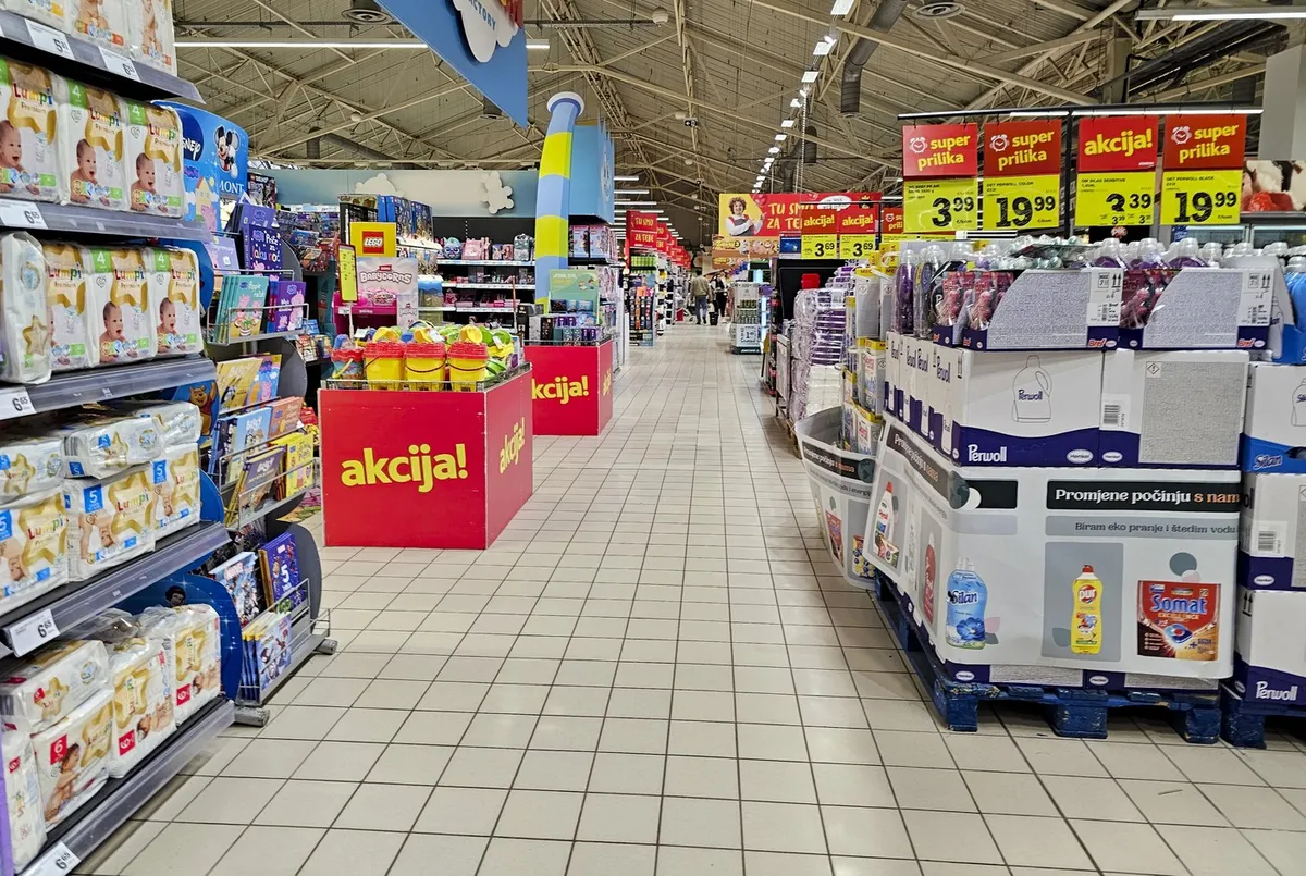 Uvode se digitalni "pasoši" za proizvode u prodavnicama širom Evrope - evo kako će funkcionisati i šta će značiti za kupce