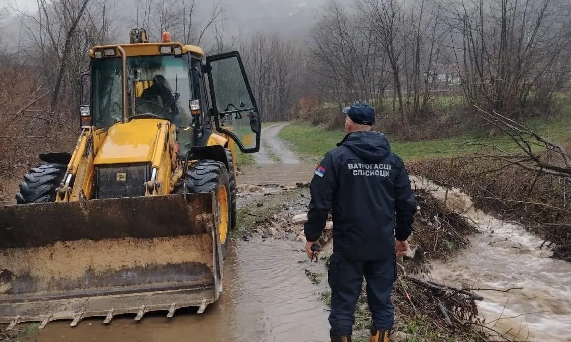 U Lučanima proglašena vanredna odbrana od poplava na reci Bjelici