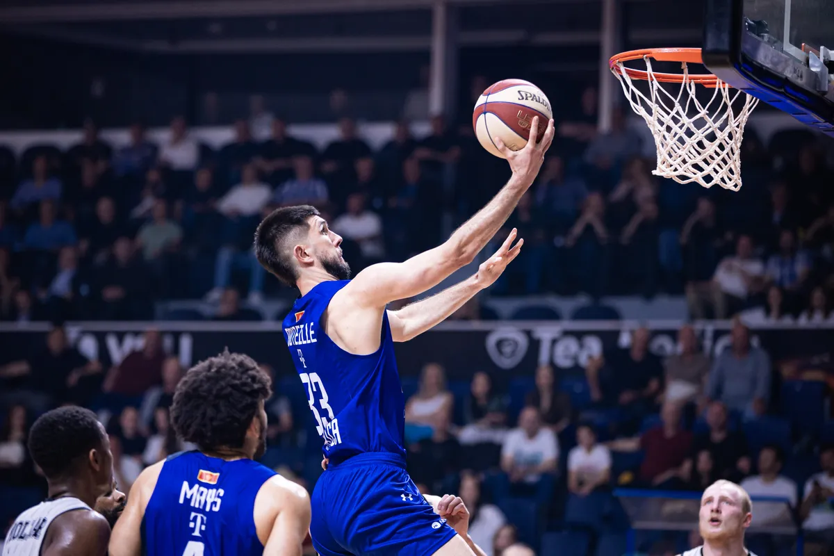 Budućnost zakazala derbi sa Dubaijem, razbijen Kluž u majstorici za polufinale ABA lige