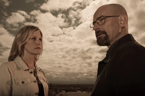 Brajan Krenston stao u odbranu lika Skajler iz serije Breaking Bad: "Njen muž nestaje bez objašnjenja, pravi kristalni met... I ona je negativac?"