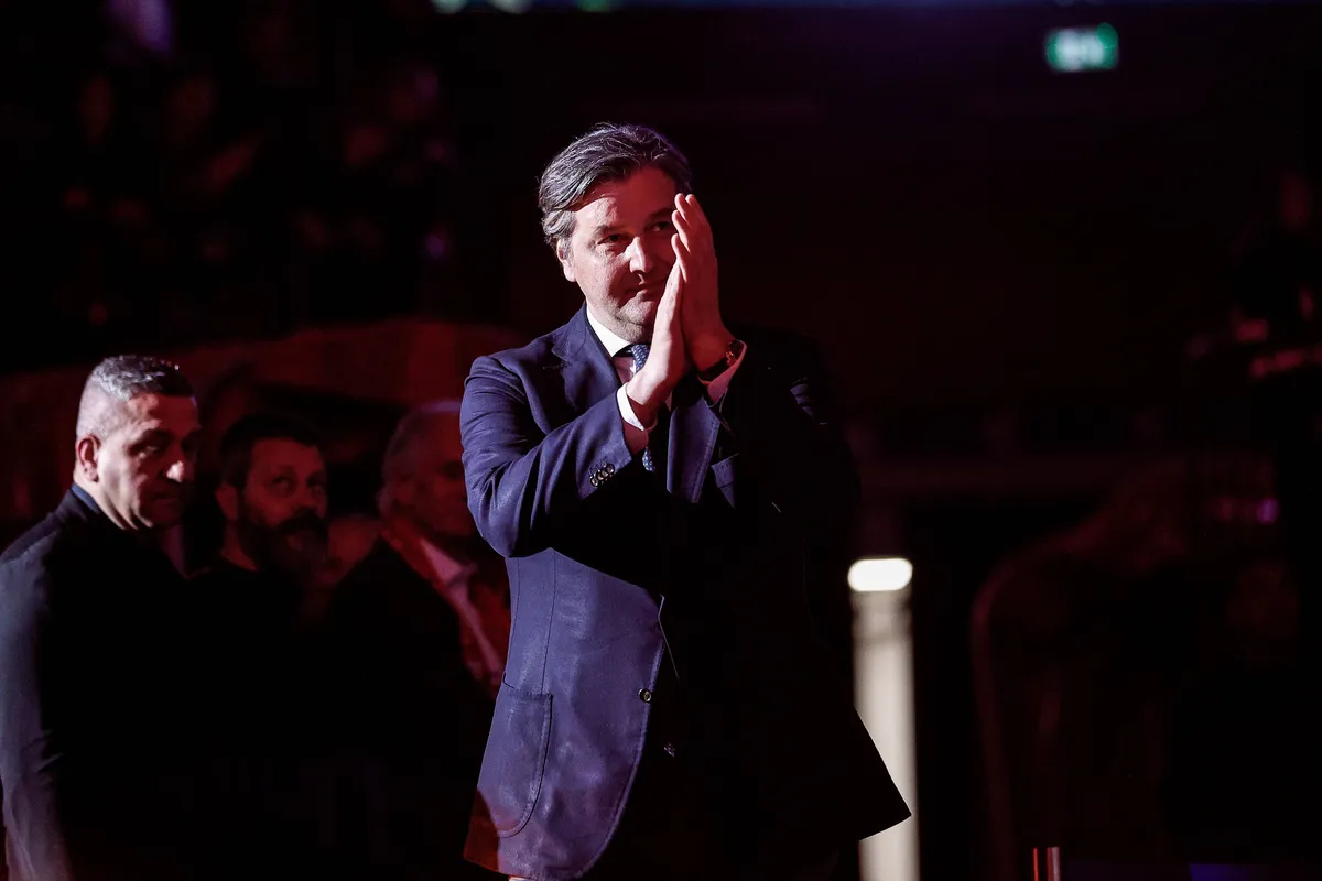 FOTO Spoj koji niste očekivali: Bodiroga dobio specijalan poklon od moćnika koga znaju svi u fudbalu
