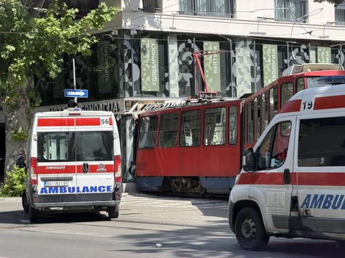 tramvaji doli nga shinat e aksidentit Dorćol foto jovan mladenović nova rs (3).jpeg