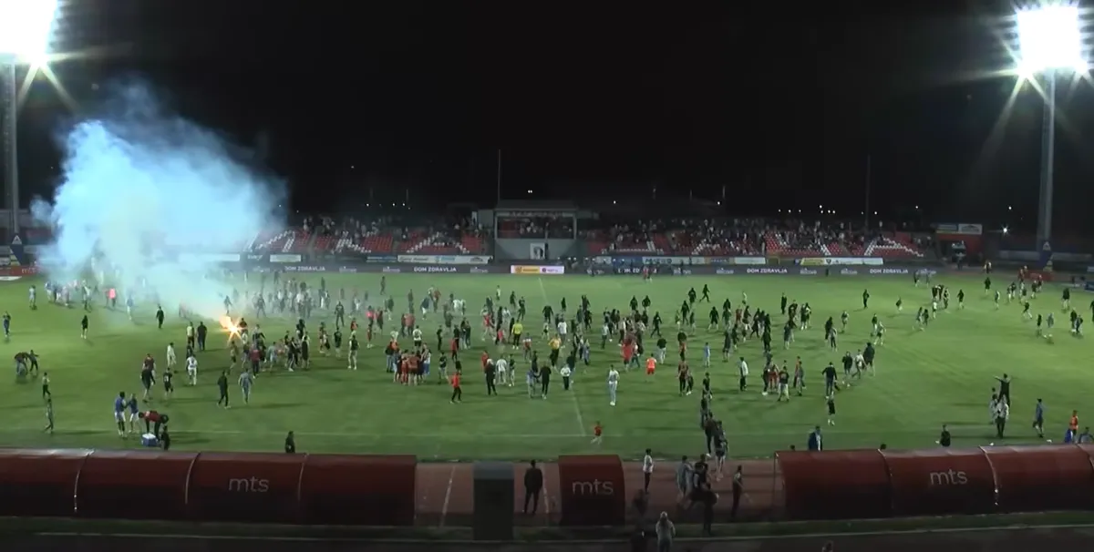 VIDEO Novi detalji skandala u Kragujevcu: Igrači plakali, huligani ih tukli