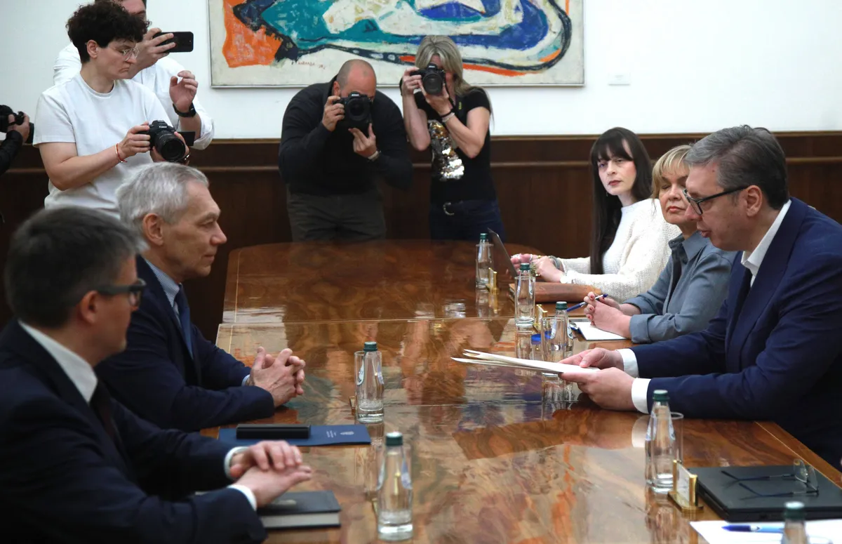 Vučić sa Bocan-Harčenkom razgovarao o bilateralnim odnosima, ekonomiji i istorijskom revizionizmu