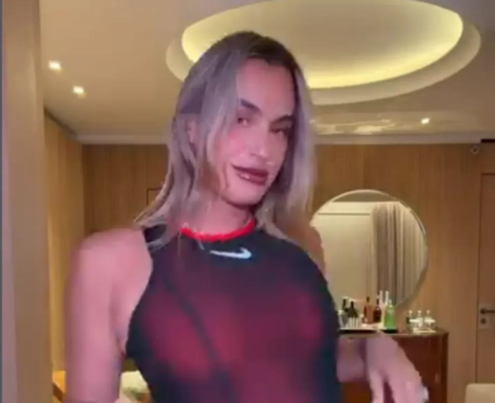VIDEO Sabalenka zaludela planetu novim viralnim videom: Presvukla se pred kamerom i pokazala haljinu zbog koje komentari ne prestaju
