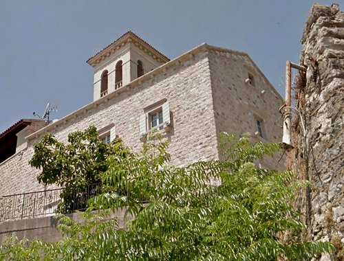 foto e shtëpisë së porfirit harta google (2).jpg